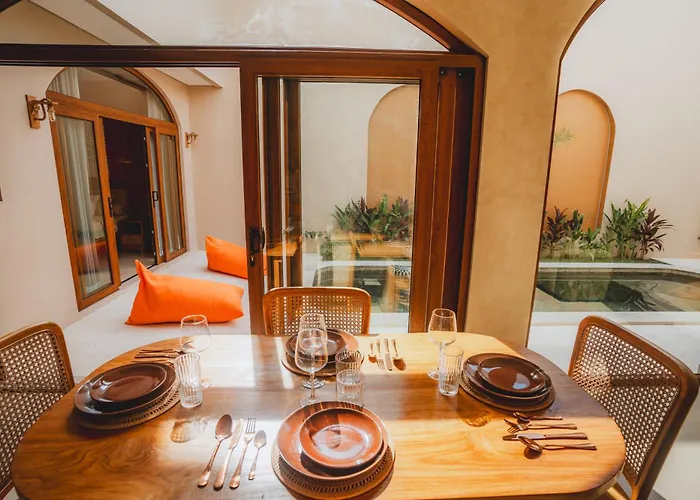 Taman R A J A - P U T R I Stunning 2br North فيلة تْشانغو