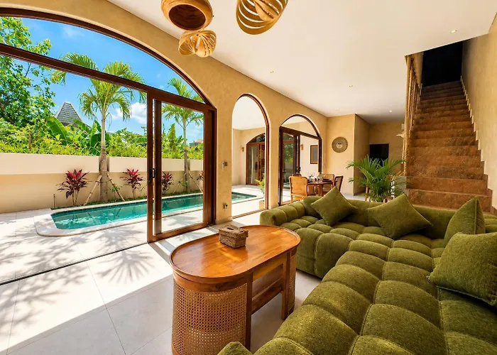 Villa Taman R A J A - P U T R I Stunning 2br North