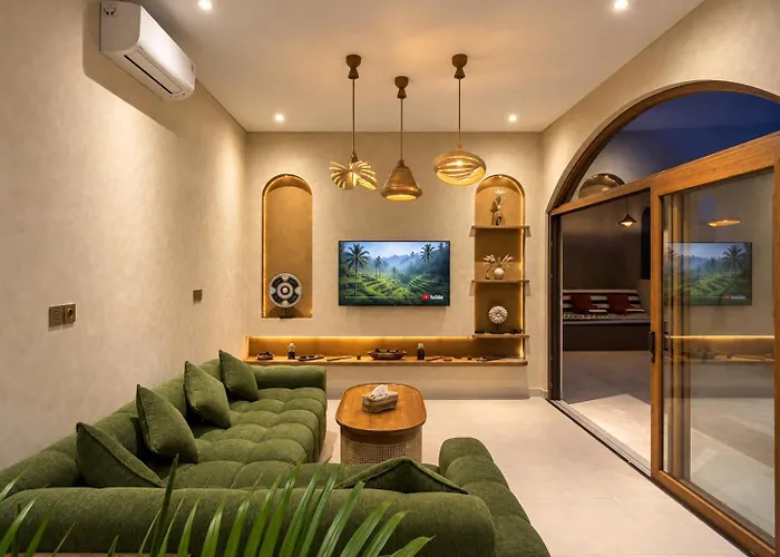 Taman R A J A - P U T R I Stunning 2br North Villa